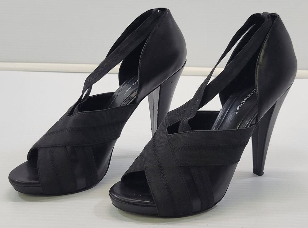 BG) BCBGeneration Woman Angelique Strappy Open Toe Black High Heel Pump 8.5